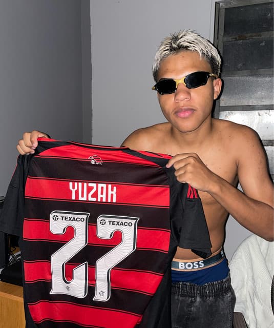 DJ YUZAK