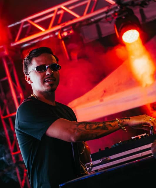 Dj Gv de Campos