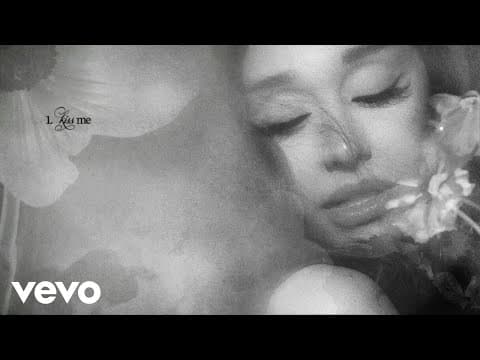 Ariana Grande - kiss me